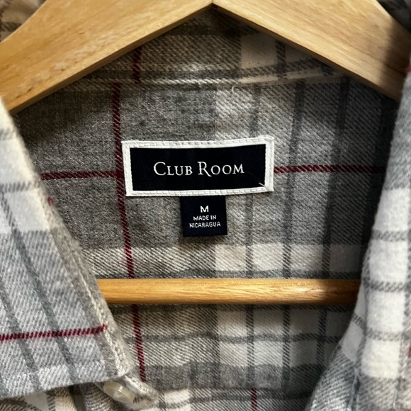 Men’s Casual Button Down Club Room Long Sleeve Shirt - Picture 2 of 3